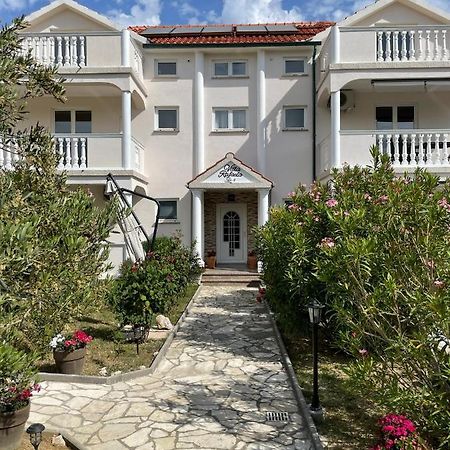 Apartments Rafaela Barbat na Rabu ภายนอก รูปภาพ