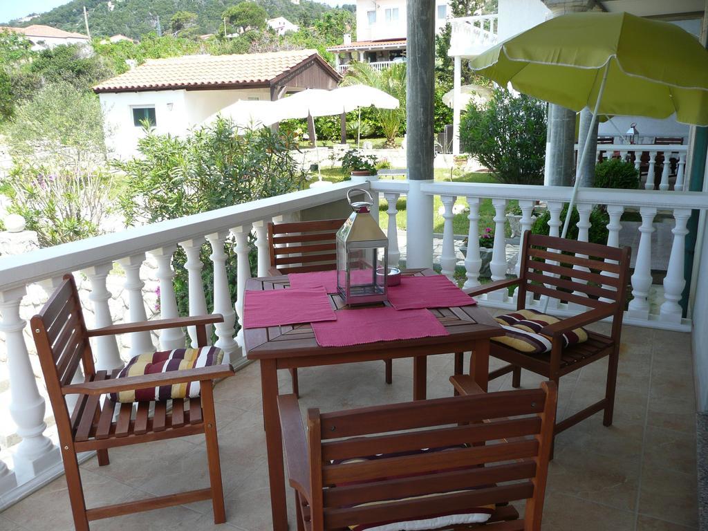 Apartments Rafaela Barbat na Rabu ภายนอก รูปภาพ