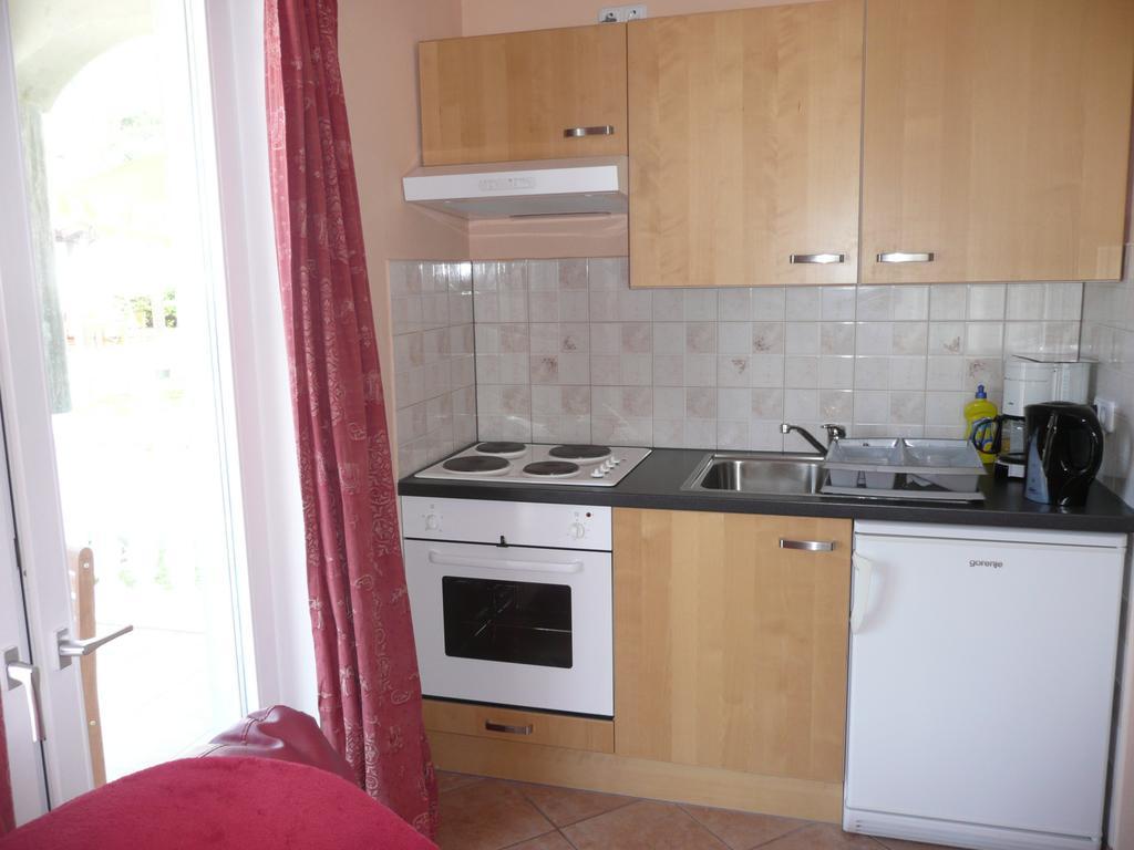 Apartments Rafaela Barbat na Rabu ภายนอก รูปภาพ